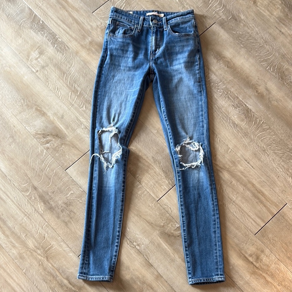 721 LEVI’S High Rise Skinny Distressed Jeans Size 24